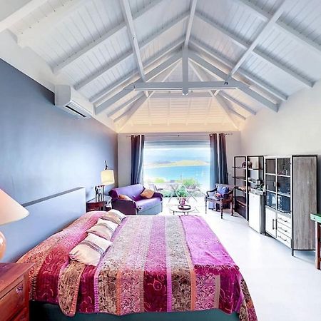 Blue Room In A Shared Villa Diamant With Communal Pool And Sea View Гранд-Кейс Екстер'єр фото